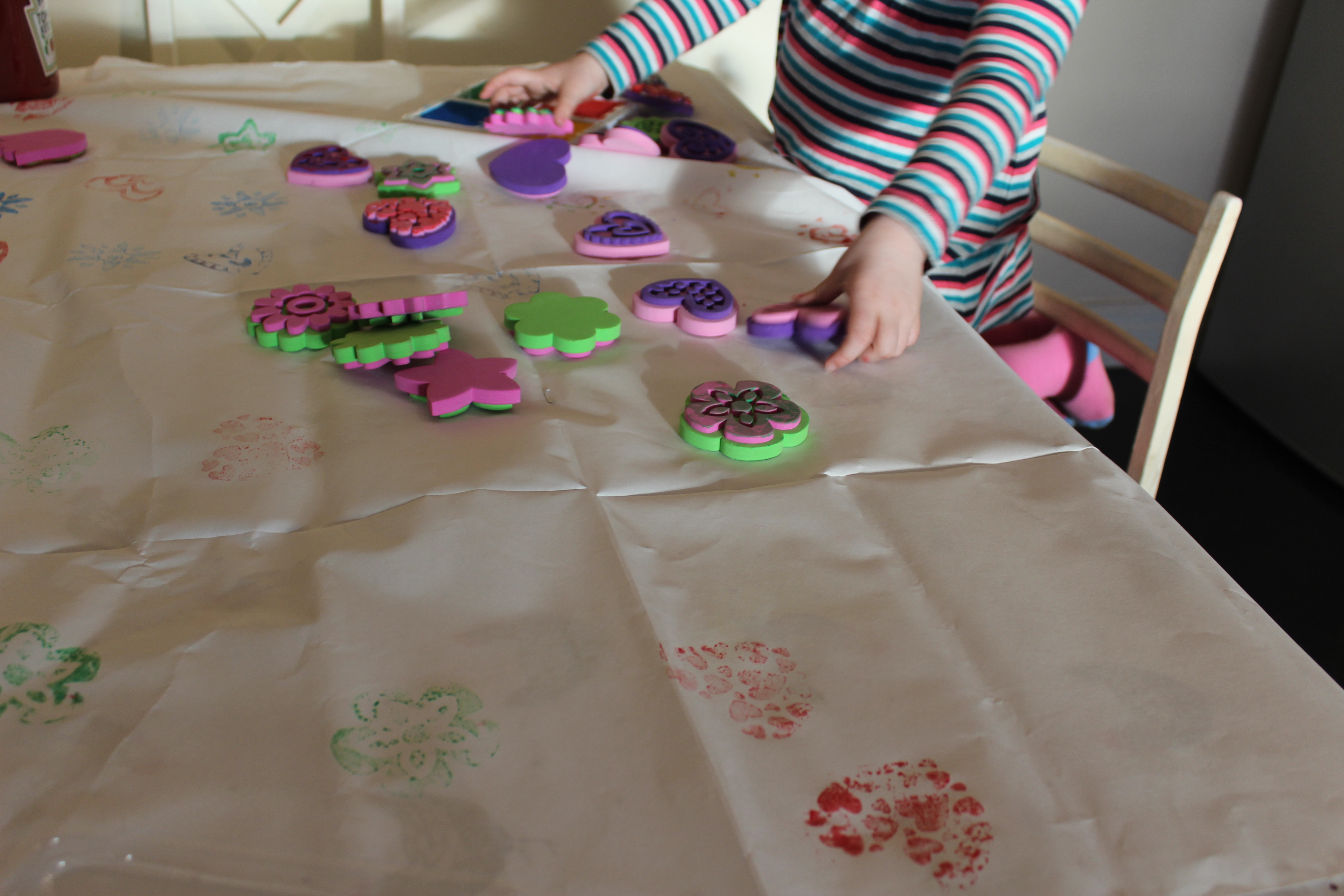 How to Make a Printed Table Cloth for Crafts